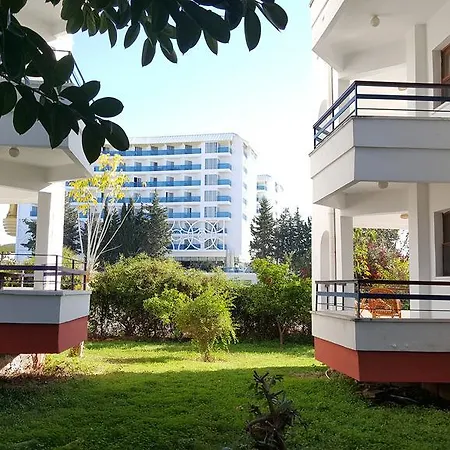 Case de vacanță Az-oz Sitesi *